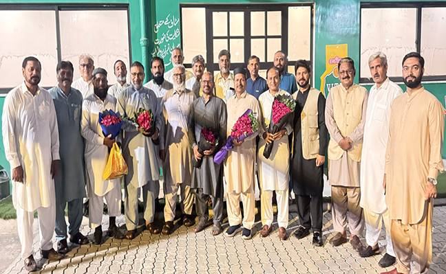 کامونکی:ریٹائرڈ اور ترقی پانے والے اساتذہ کے اعزاز میں تقریب