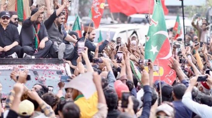 CM Afridi insists on Karachi visit, alleges 'hurdles' by Sindh govt