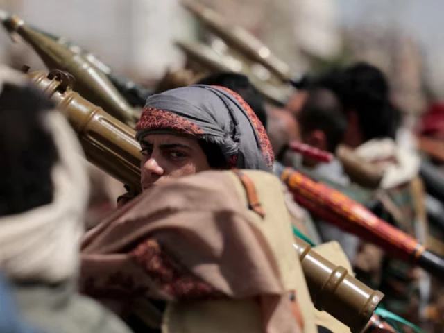 Houthis target Yemen's western coast with 14 ballistic missiles: army