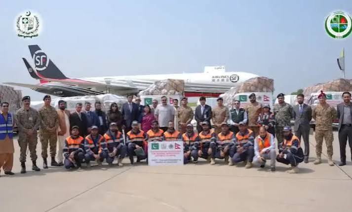 Pakistan sends 100 tonnes of humanitarian aid to disaster-hit Nepal