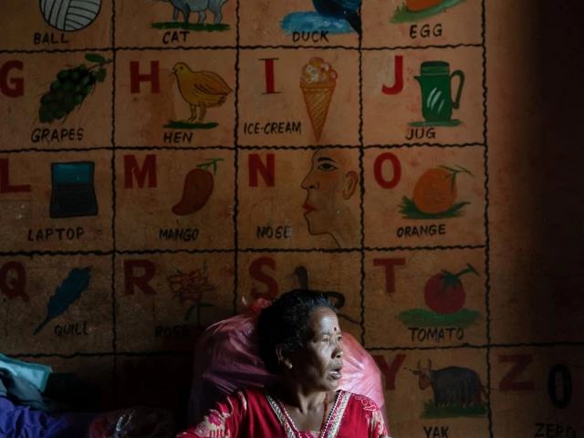 Nepal flood death toll hits 1,341 as expectant mothers struggle in shelters