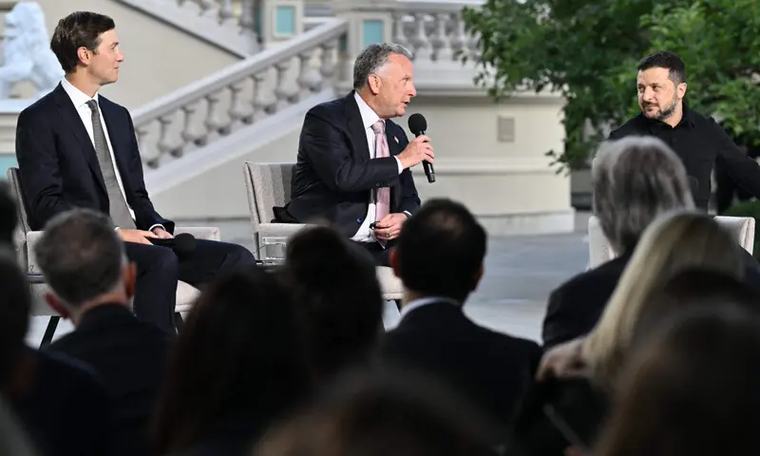 US envoys hold Kyiv talks in push for Ukraine-Russia peace