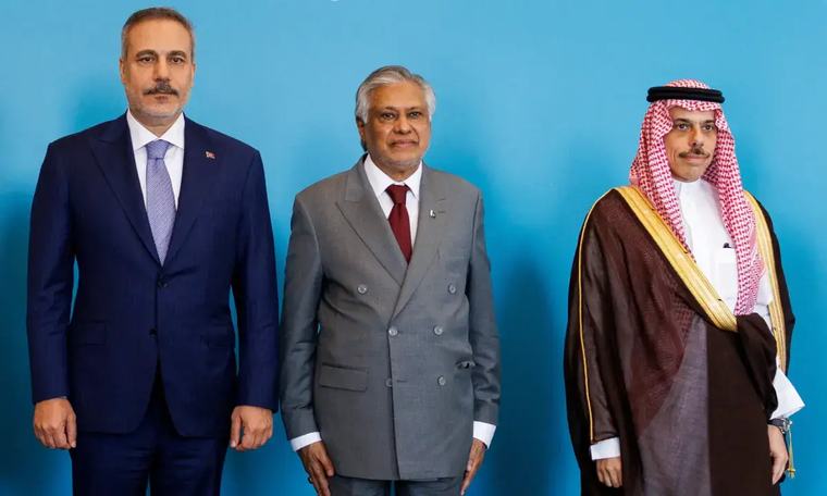 Dar, Saudi and Turkish FMs follow up on understandings reached in first Makkah Defence Alliance meeting: FO
