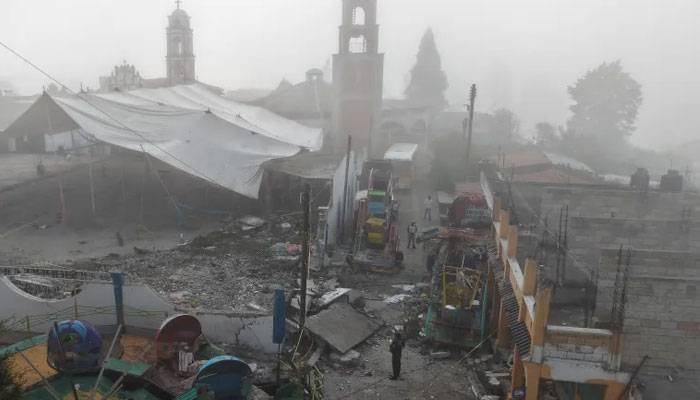 میکسیکو: مذہبی میلے کے دوران آتش بازی کا سامان پھٹنے سے 10 افراد ہلاک، 60 زخمی9