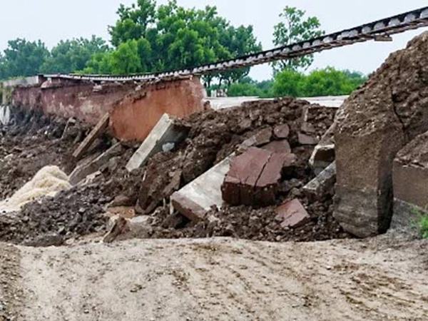 سیلاب، ریلوے کو کروڑوں روپے کا خسارہ، کنٹریکٹر کو بڑا فائدہ