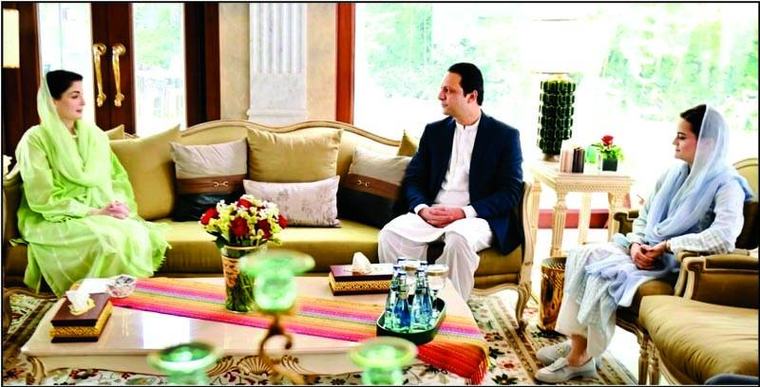 ستھرا پنجاب گاڑیوں کی ٹریفک رولز خلاف ورزی پر اظہار برہمی، تمام معروف روڈز پر بائیک لین مقرر کی جائے: مریم نواز